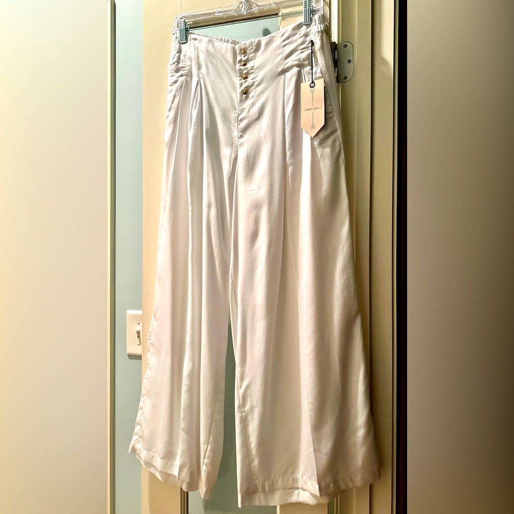Nwt’s Banjara White Wide-Leg Pants. Med.
